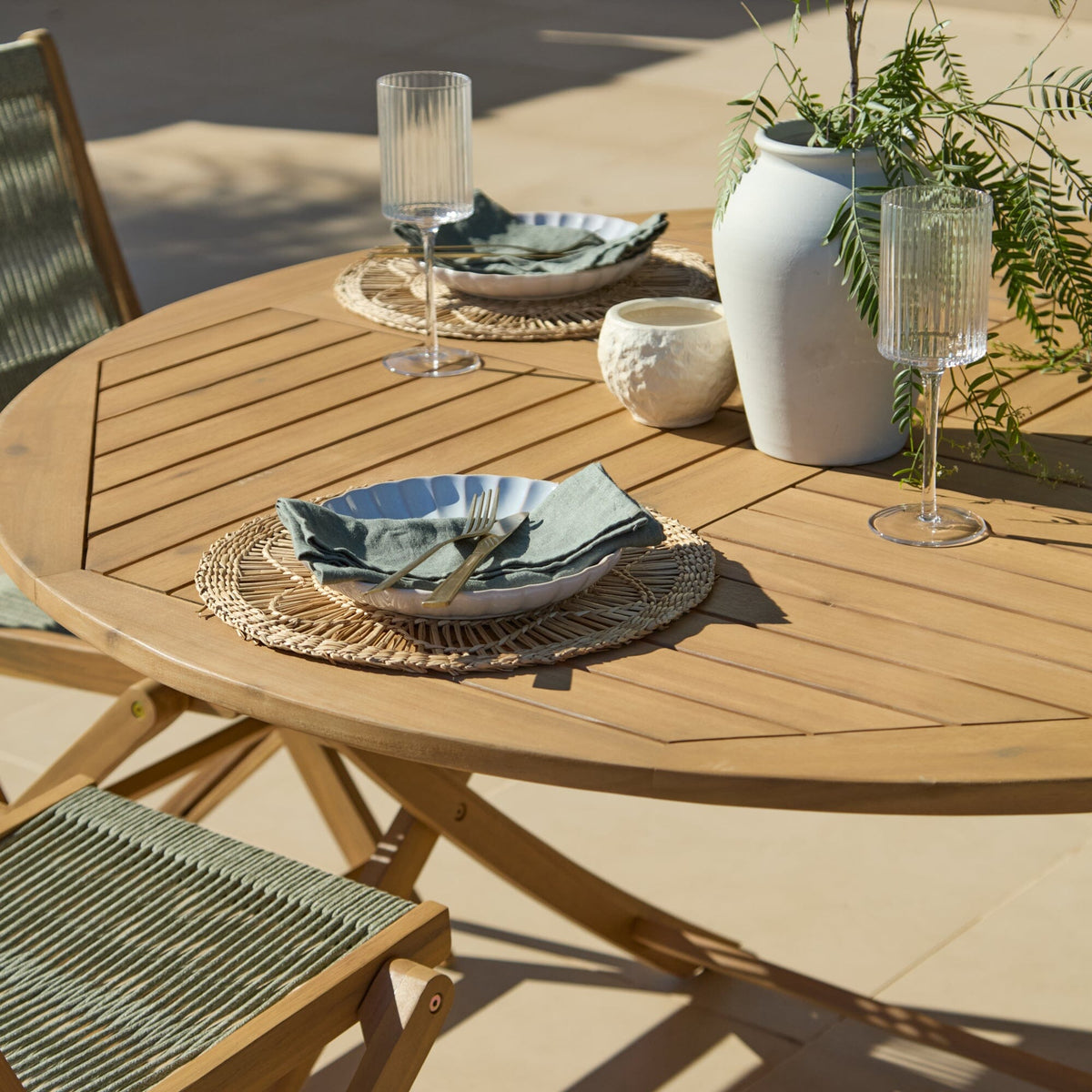 Ashby 8 Seater White Acacia Garden Dining Set with Cove Green Rope Chairs - 160cm — view 2