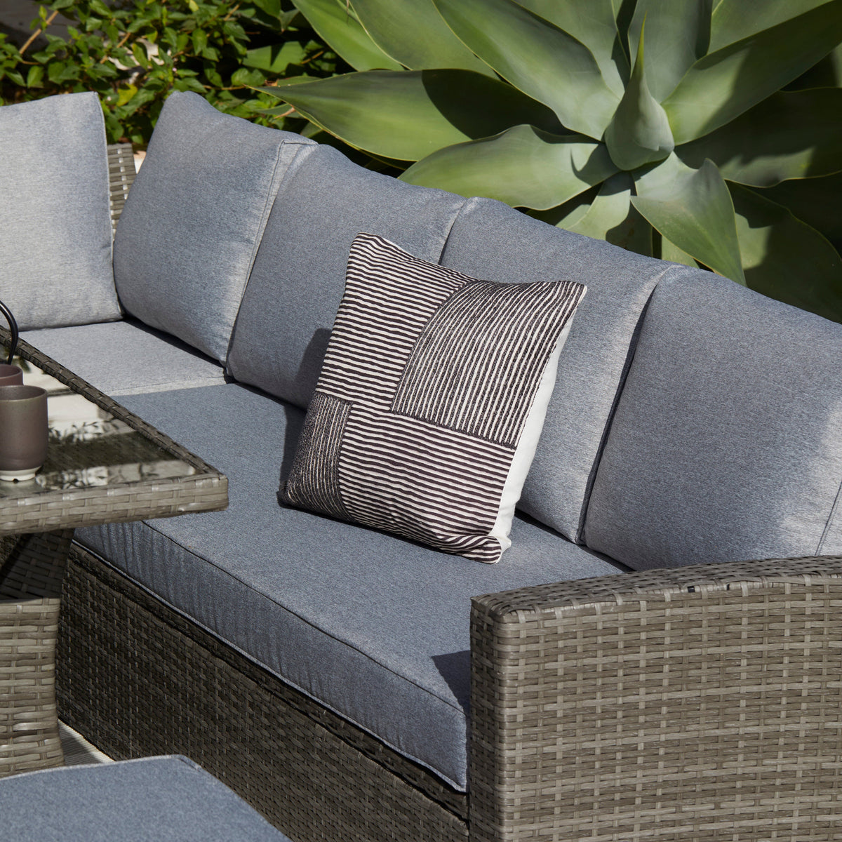 Aston 9 Seater Rattan Garden Corner Sofa Set with Grey Lean Over Parasol - Firepit - Grey — view 10