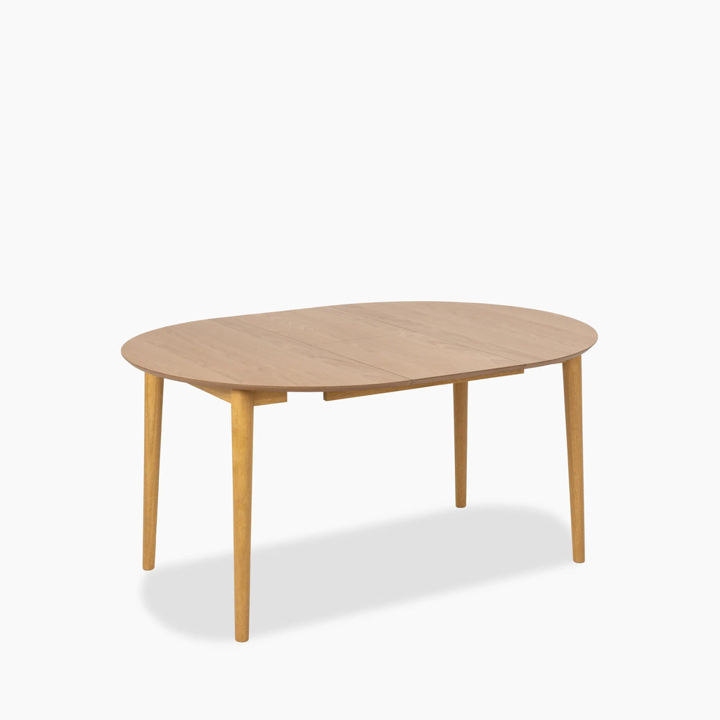 Montreux 4-6 Seat Round Wooden Extendable Dining Table | Oak — view 3