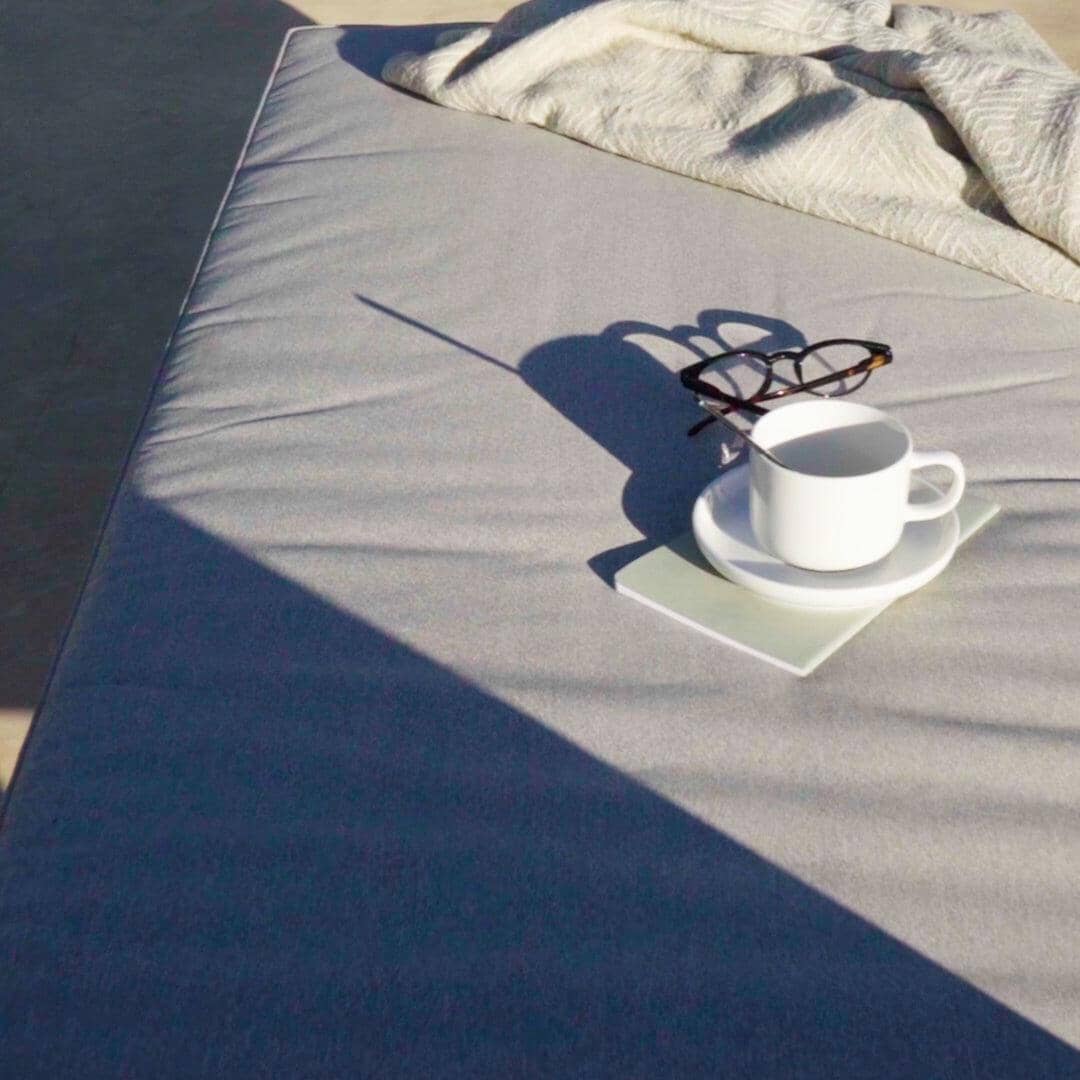 Aria Rattan Garden Sun Lounger - Light Grey — view 6