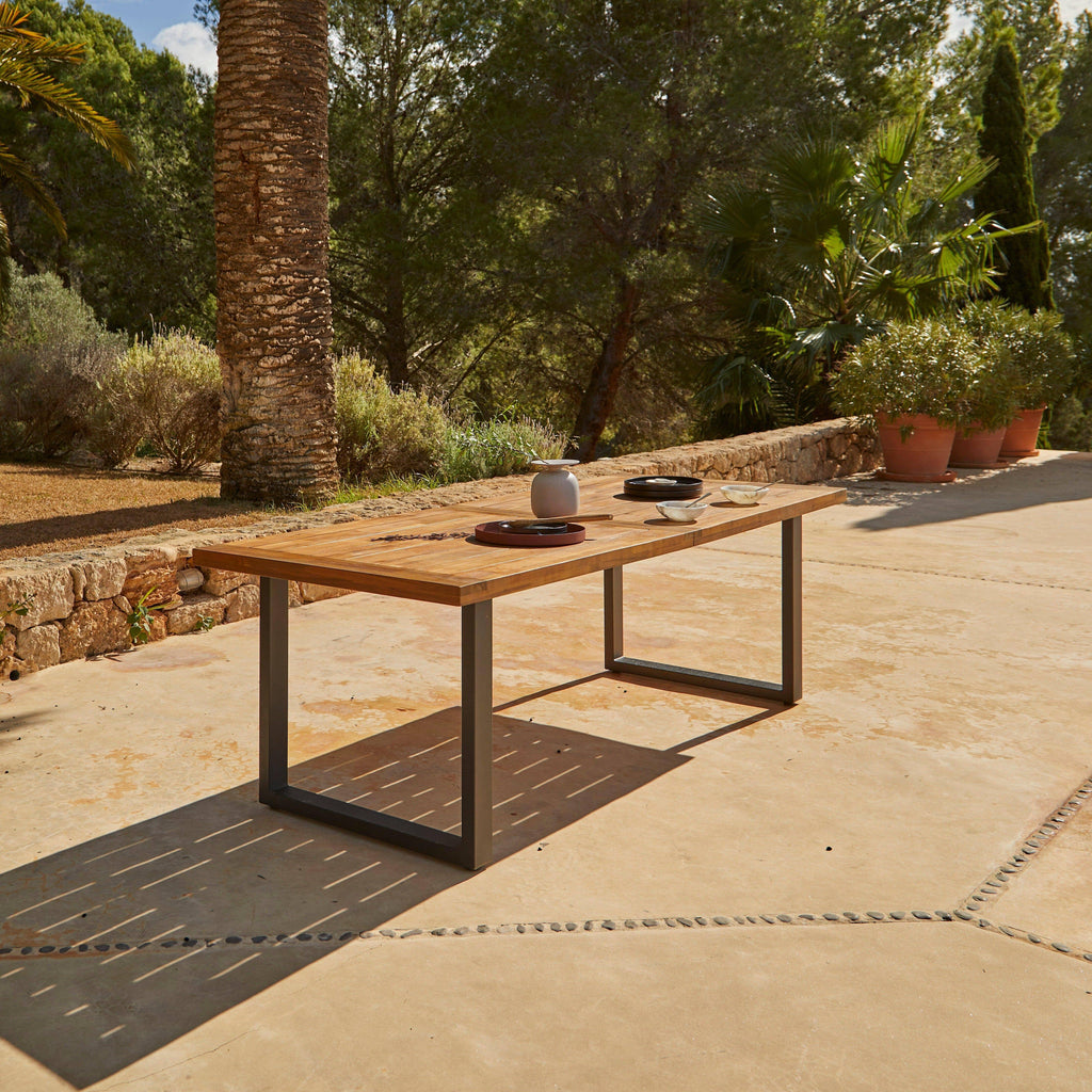 Hali 4 Seater Wooden Outdoor Dining Set with Hali Pink Chairs - 175cm — view 3